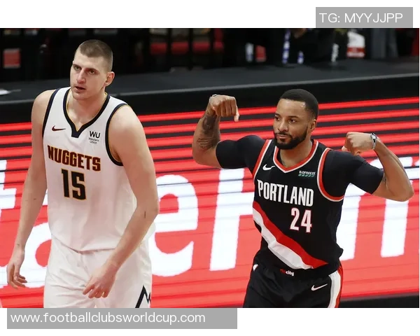 文班亚马首场比赛表现惊人5次盖帽并成功隔扣字母哥引发热烈讨论